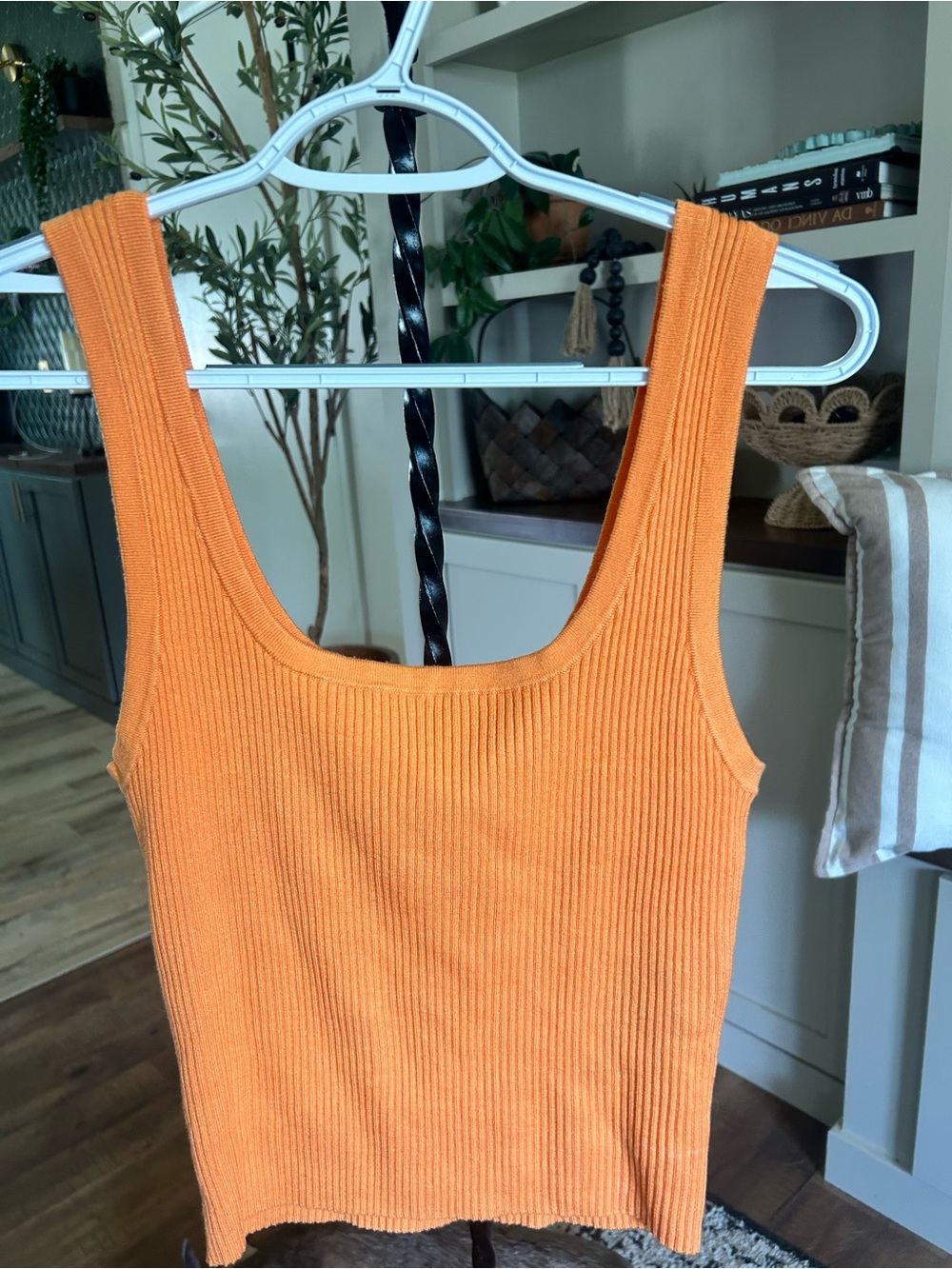 Ribbed Scoop Neck Tank Top - bright Orange